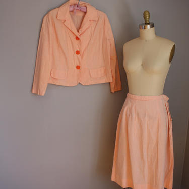 1950's Melon Striped Suit // Jacket and Skirt Two Piece // Large 