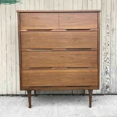 Midcentury Chest of Drawers