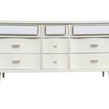Bassett Furniture 9 Drawer Dresser White by BarefootDwelling