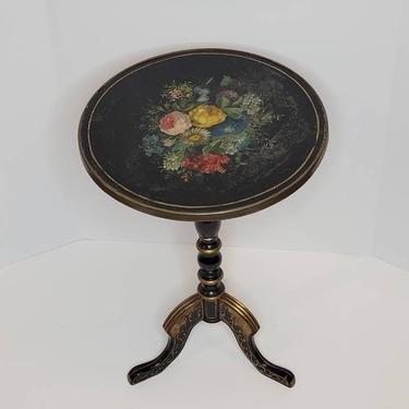 Small Victorian Aesthetic Movement Napoleon III Ebonized Parcel Gilt Tripod Pedestal Table 