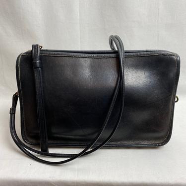 Vintage Coach purse~ black leather~ 1970’s-80’s shoulder bag~ boho trendy designer rectangular smallish handbag #0472807 