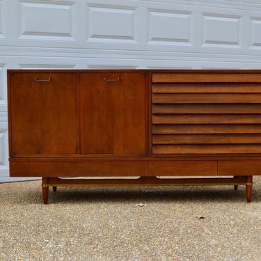 Mid Century Credenza American of Martinsville - Dania collection - Components , bar, console , cabinets , bench 