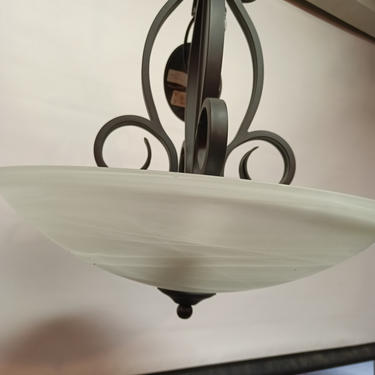 Contemporary Lighting 4 bulb chandelier