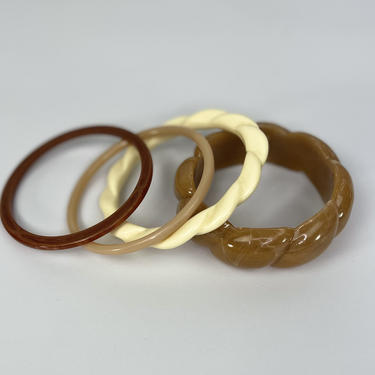 Vintage 1970s Set of Four Brown  Bangles Small and Wide Taupe Beige Ivory 