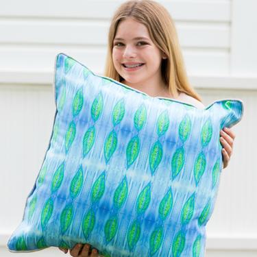 Serendipity Pillow - 22" Square