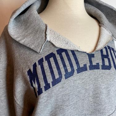90’s Vintage distressed hoodie~ heathered gray sweatshirt~ unisex androgynous sportswear~ Middlebury novelty Vermont~ size small 