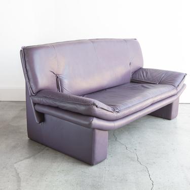Vintage Postmodern Nicoletti Salotti Italian Leather Settee Loveseat circa 1980 Muted Purple 