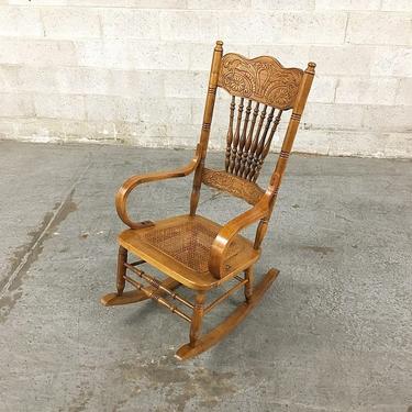 LOCAL PICKUP ONLY ----------- Vintage Rocking Chair 