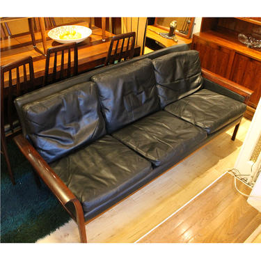 Compact Rosewood Black Leather Sofa by Hans Olsen
