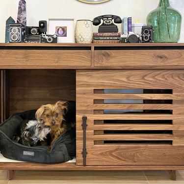 Stunning dog crate, Wood dog house, Modern Dog Furniture, Pet crate solution, Non toxic furniture 