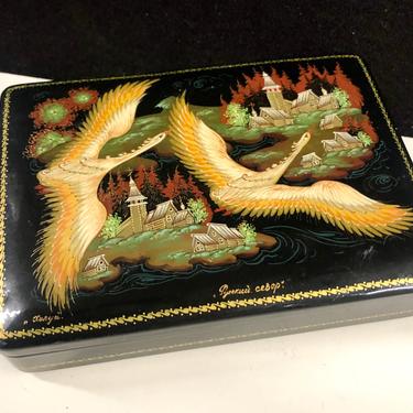 Vintage Hand Painted Kholuy Russian Lacquer Jewelry Box Russian North Signed Free Shipping 