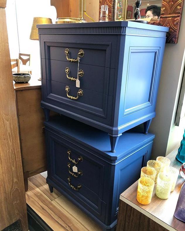                   Gorgeous royal blue nightstands, $225 each! 24.5&rdquo; tall, 16&rdquo; deep, 26&rdquo; wide!