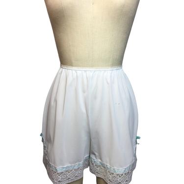 Deadstock 1960s White and Blue Nylon and Lace Maidenform Tap Pants Panties 