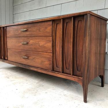 Midcentury Kent Coffey Long and Low Credenza