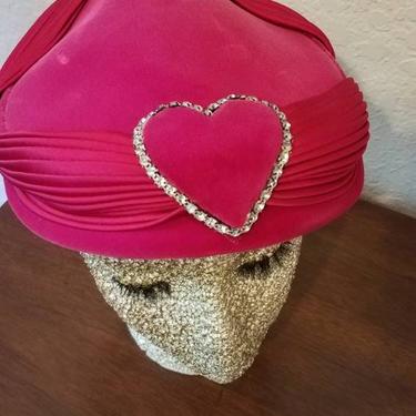Pink fuschia hat pill box velvet with heart shape rhinestones,1950's 