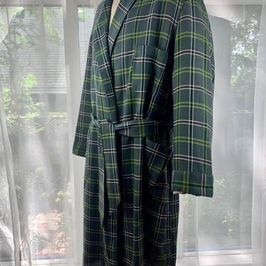 1950'S Shadow Plaid Robe - Quality Rayon flannel Fabric - ST. MORITZ Label - 3 Patch Pockets - Matching Sash - Mens Size Large 