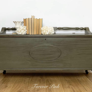 AVAILABLE TO CUSTOMIZE - Vintage Jacob Bloom Cedar Chest, Antique Blanket Chest, Hope Chest 