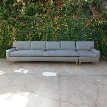 Mid Century Gris Sectional Sofa