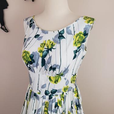 Vintage 1950's Yellow Rose Dress / 50s Cotton Day Dress S/M 