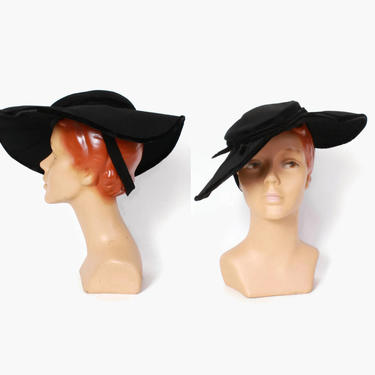 Vintage 40s Black HAT / 1940s Soft Felt &amp; Velvet Ribbon Wide Brim Tilt Hat 