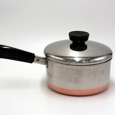 vintage revere ware 1 quart saucepan/clinton illinois/1990/copper clad bottom 