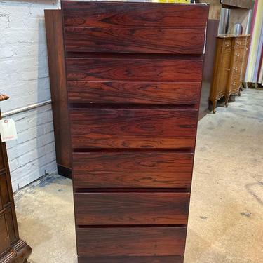 Stunning Danish made rosewood lingerie chest. 8 drawers 18.5” x 18” x 43.25