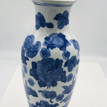 Vintage porcelain Wall pocket Vase Pretty Blue and White floral  design- Perfect for display- 11 1/2&amp;quot; 