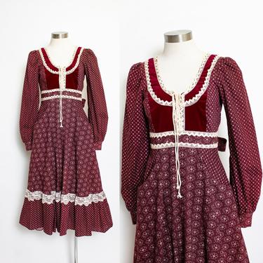 Vintage GUNNE SAX Dress - 1970s Maroon Floral Printed Cotton Crochet Lace Maxi Boho Gown 70s - Small 9 
