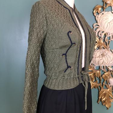 1940s sweater, olive green wool, 40s cardigan, embroidered, tie waist, medium, 1930s sweater, hand knit, 30s cardigan, metallic, pin up 