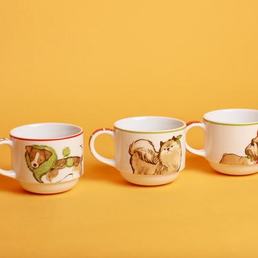 Vintage Set of 3 Stackable Ceramic White Dog Christmas Teacups 