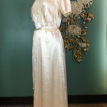 1930s silk nightgown, vintage lingerie, cream colored, puff sleeves, bias cut nightgown, size medium, hollywood glamour, bridal lingerie, 36 