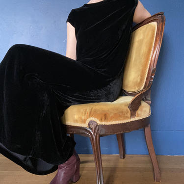 minimalist velvet sheath dress by DKNY size large 