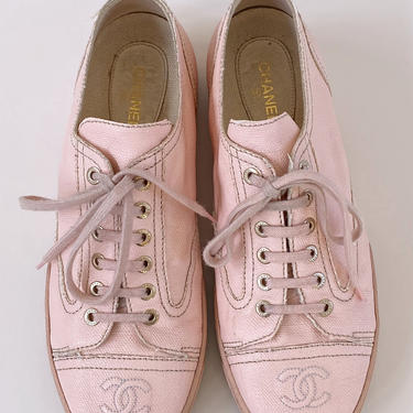 Vintage CHANEL CC Logos Baby Pink Fabric Sneakers Trainers Tennis shoes 40 us 8.5 - 9 