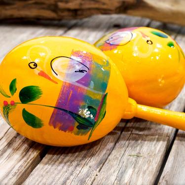 VINTAGE: Pair of Mexico Handmade Gourd Maraca - Native Maracas - Hand Pained Maracas - Musical Instrument - SKU Tub-706-00032690 