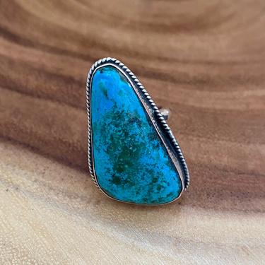 TO THE POINT Chimney Butte Sterling Silver and Turquoise Ring | Statement Ring  | Native American Southwestern Style Jewelry | Size 7 