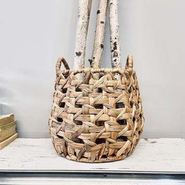 Round Basket with Handles | Basket Vase | Kindling | Branches | Rustic Storage | Wire Frame | Waste Basket | Knitting 