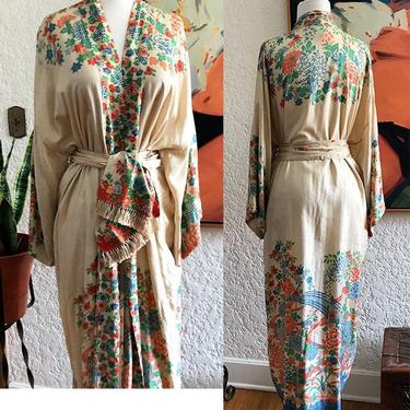 Elegant 1920's Asian Pongee Silk Robe Vintage Lingerie vintage textile 