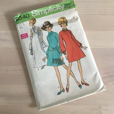 Vintage 60s Simplicity 8540 Misses Mother of the Bride or Evening Dress with Gathered Neckline Sewing Pattern Size 18 Bust 40 