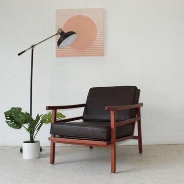 Vintage Leather Mid Century Lounge Chair