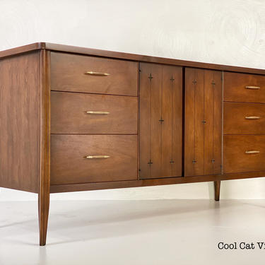 Broyhill Saga Walnut Triple Dresser, Circa 1960s - *Please see notes on shipping before you purchase. 