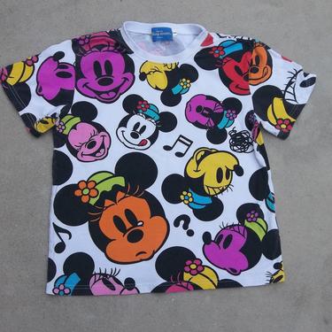 Vintage T-Shirt Minnie Mouse Disney Tokyo XS Boxy Tee Short Sleeves Pop Art 2000s All Over Print 