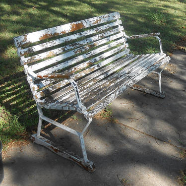 Vintage Wood Wooden Slat Bench Park Bench Heavy Metal Frame Chippy White Paint Farmhouse Shabby Chic Country Cottage Furniture Porch Patio 