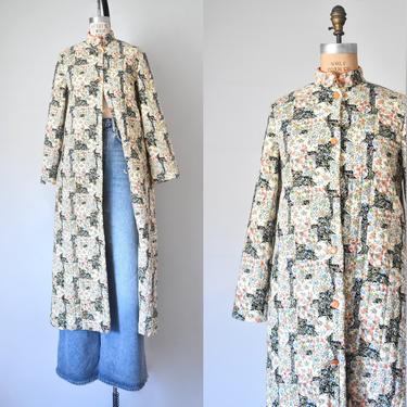 Dawn floral quilted coat, 1970s cotton robe, hippie clothes, boho long coat 