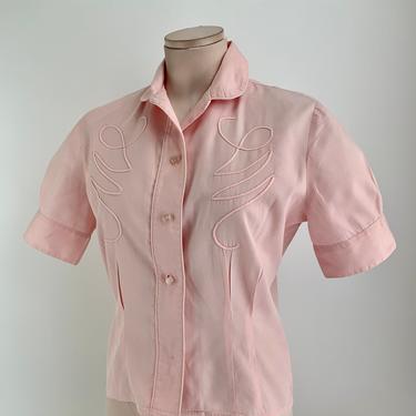 1950'S Early 60'S Powder Pink Blouse - BOBBIE BROOKS - All Cotton - Swirl Design Details - Buttoned Puffy Sleeves - Size Medium 