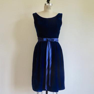 Vintage 1960's Blue Velvet Dress with Satin Bow Evening Cocktail Party 28&amp;quot; Waist Small Medium 