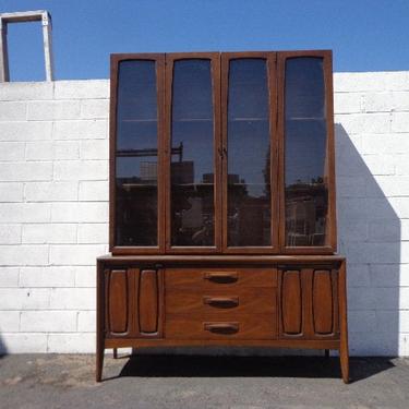 Mid Century Modern China Cabinet Broyhill Emphasis Line MCM Console Mid-century Dining Room Furniture Buffet Vintage Dresser Credenza Table 