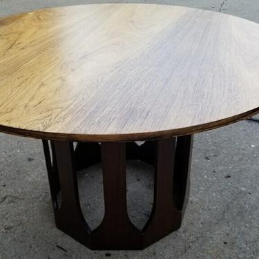 Mid Century Harvey Probber Pedestal Dining Table