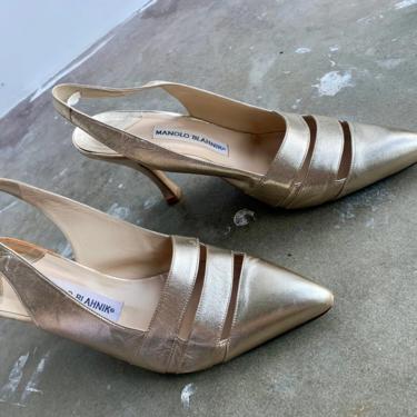 Gold Manolo Blahnik Cut Out Pointed Toe Pumps 