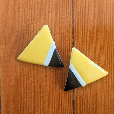 Vintage Triangle Earrings by BTvintageclothes