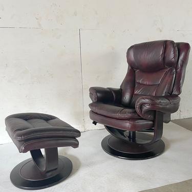 Modern Swivel Lounge Chair with Ottoman- Westnofa Style 